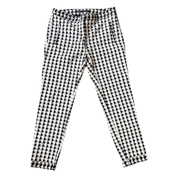 Zara Pants & Jumpsuits Zara Black And White Cuffed Leg Pants Poshmark